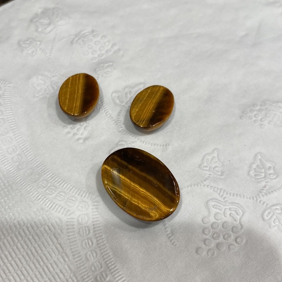 Cat Eye Stones All 3 stones are authentic Perfect for a jeweler or crafter - Picture 5 of 7